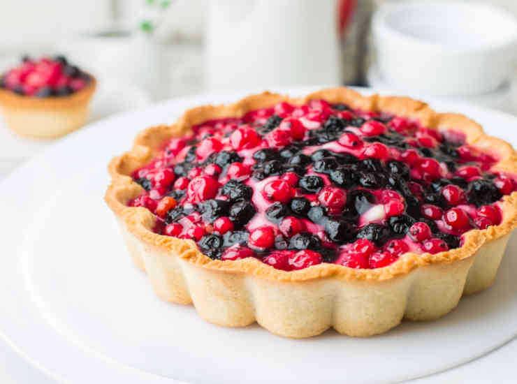 crostata frutti di bosco pasta frolla