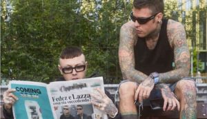 Fedez Lazza bibita drink