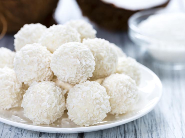 palline al cocco per la Festa della Mamma