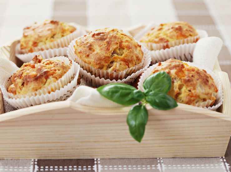 Picnic Time: Everyone will love the delicious cupcakes with herbs and feta cheese!