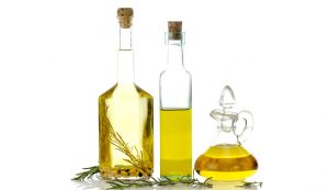 rimuovere l'olio dalla bottiglia