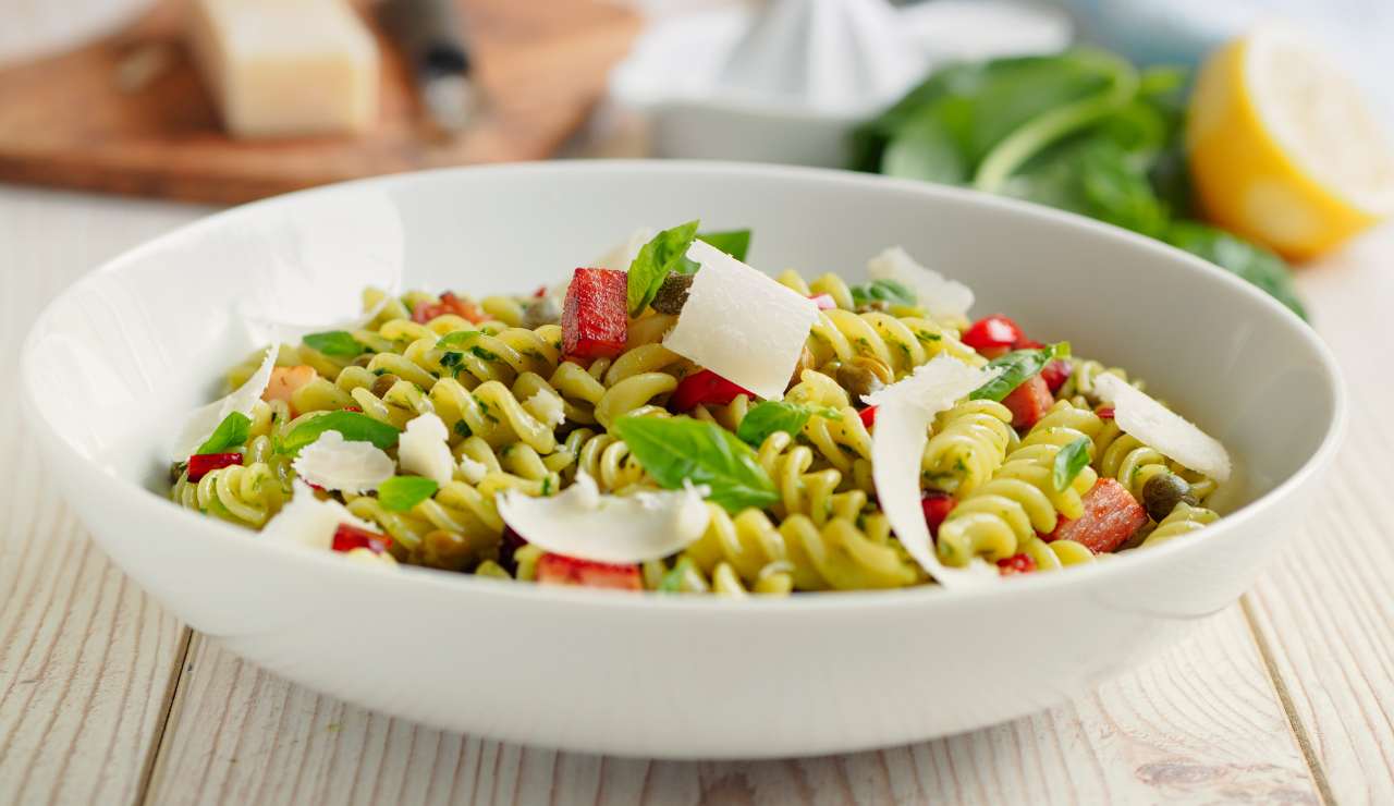 insalata di pasta alla greca