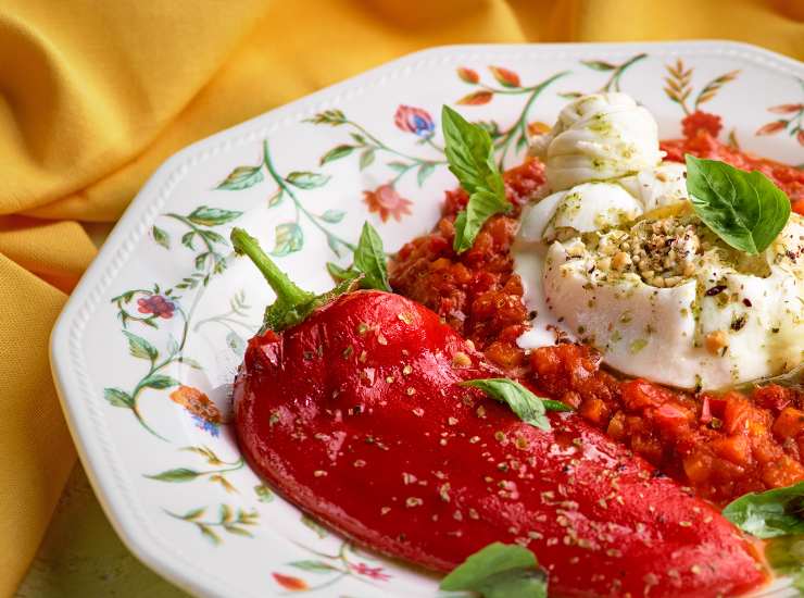 Peperoni e burrata