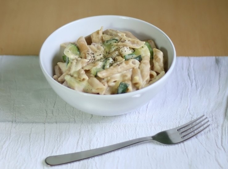 Pasta con le zucchine e la robiola