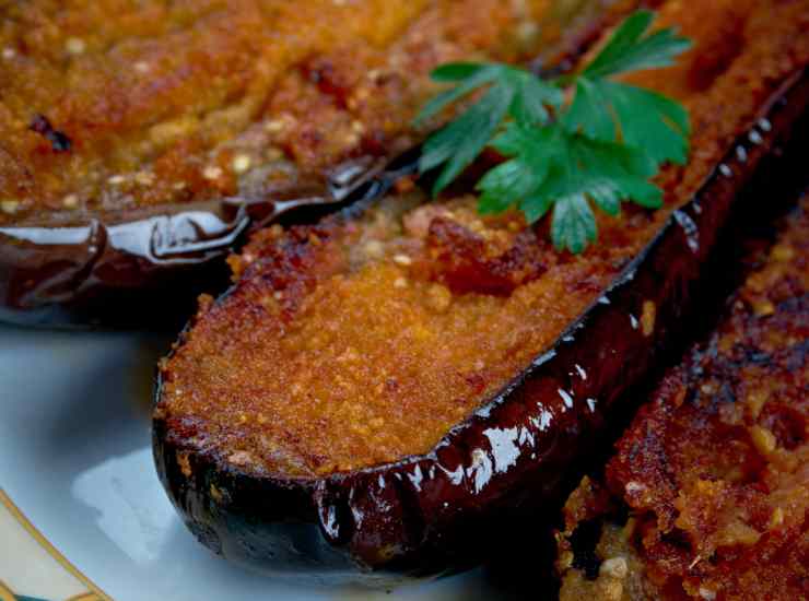 Melanzane ripiene al forno puglia