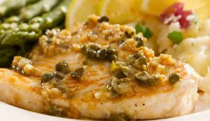 Pesce spada con limone e capperi