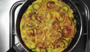 Frittata di funghi e zucchine