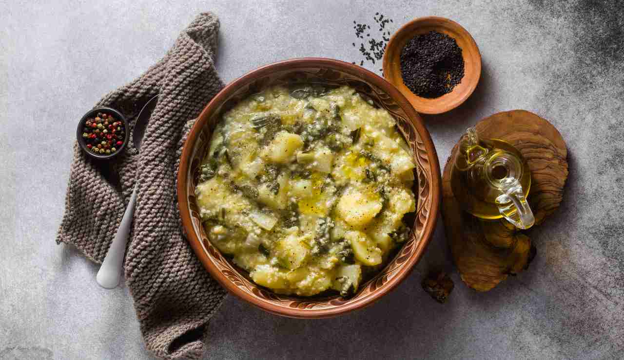 Ricetta pasta e cavoli napoletana