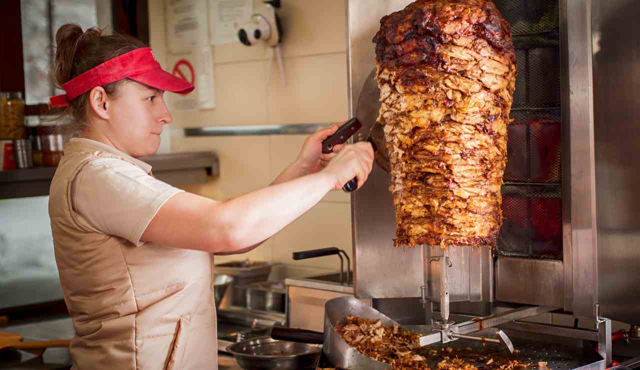 doner kebab carne taglio fast food
