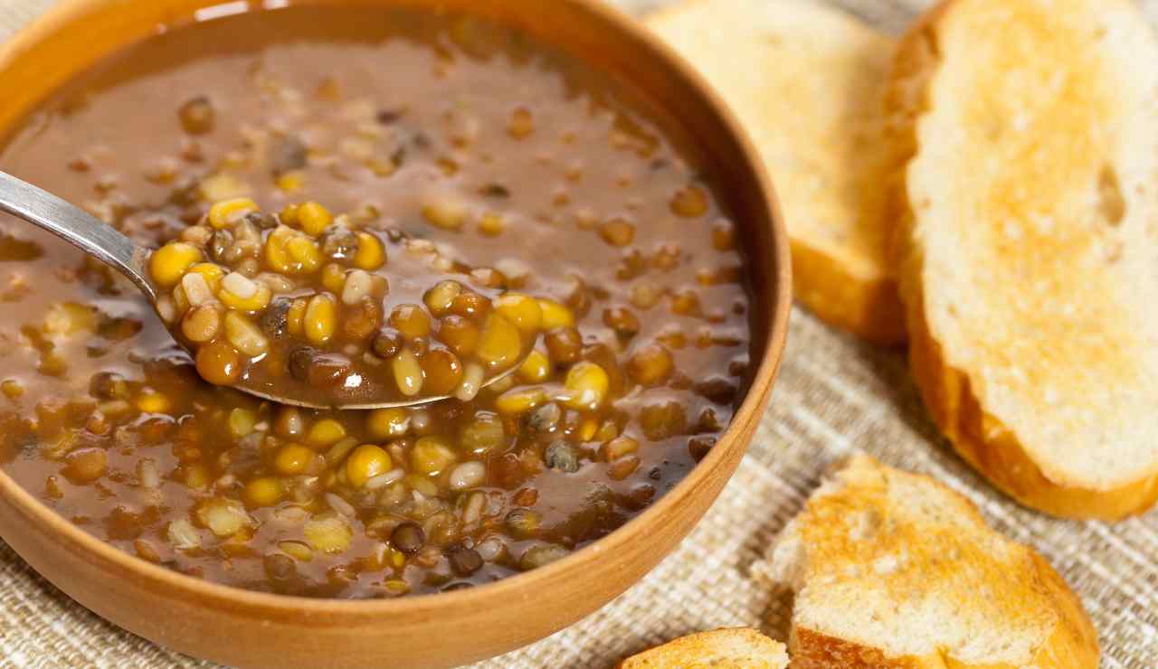 zuppa farro e lenticchie ricetta 