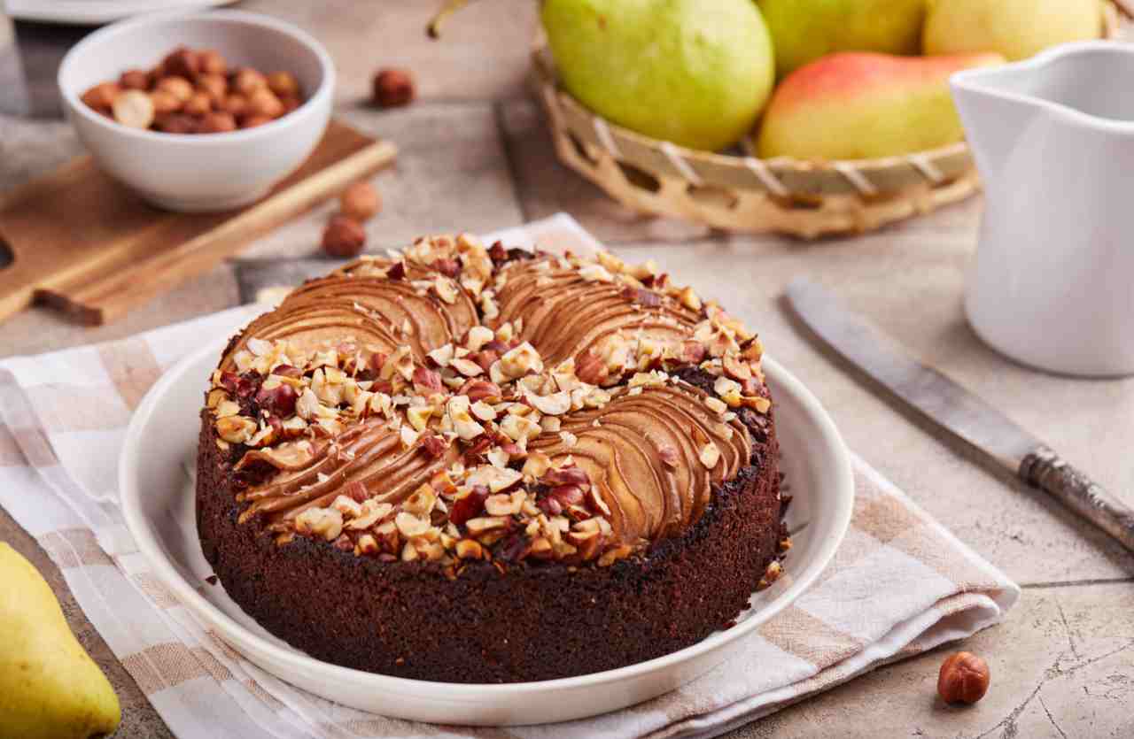 torta pere e nocciole ricetta