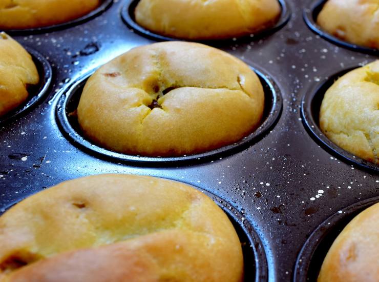 Come preparare i bomboloni alla mela