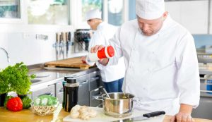 Come risolvere se un piatto troppo salato chef cucina