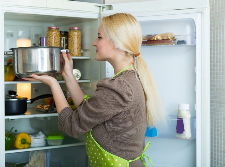 Perché i cibi caldi non si mettono in frigorifero