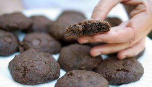 Biscotti al cioccolato ripieni light