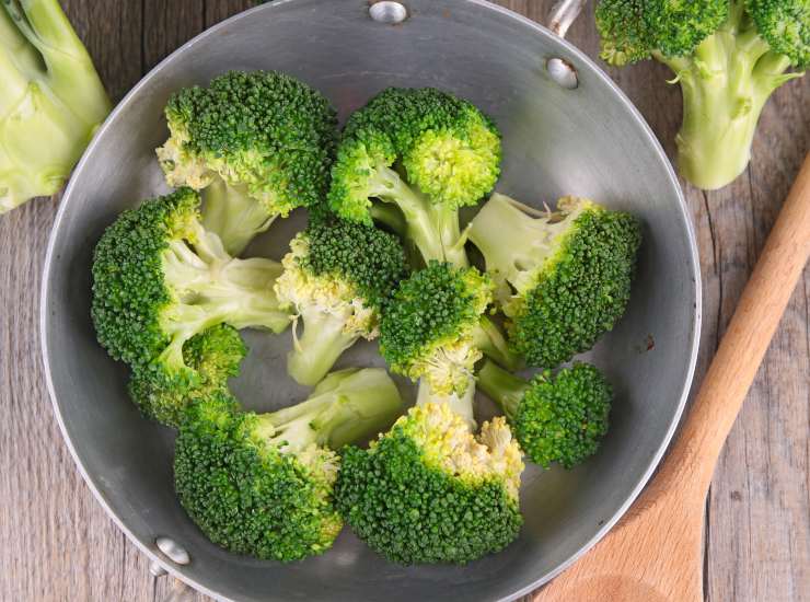 Broccoli crudi, quando mangiarli