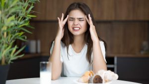 Ragazza stressata per la dieta