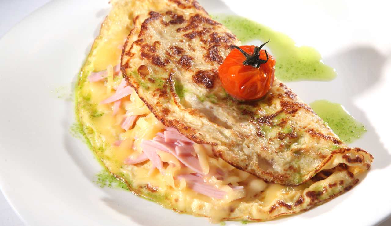 Frittata gourmet con provola avanzata