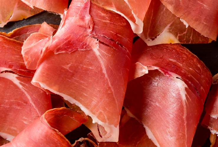 Prosciutto crudo al centro del mirino