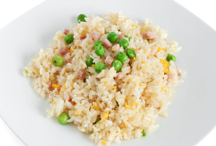 Cucinare a casa nostra il riso alla cantonese
