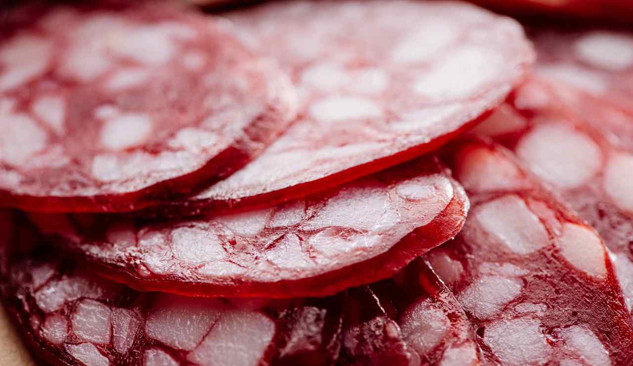 Salame richiamato dal mercato per salmonella