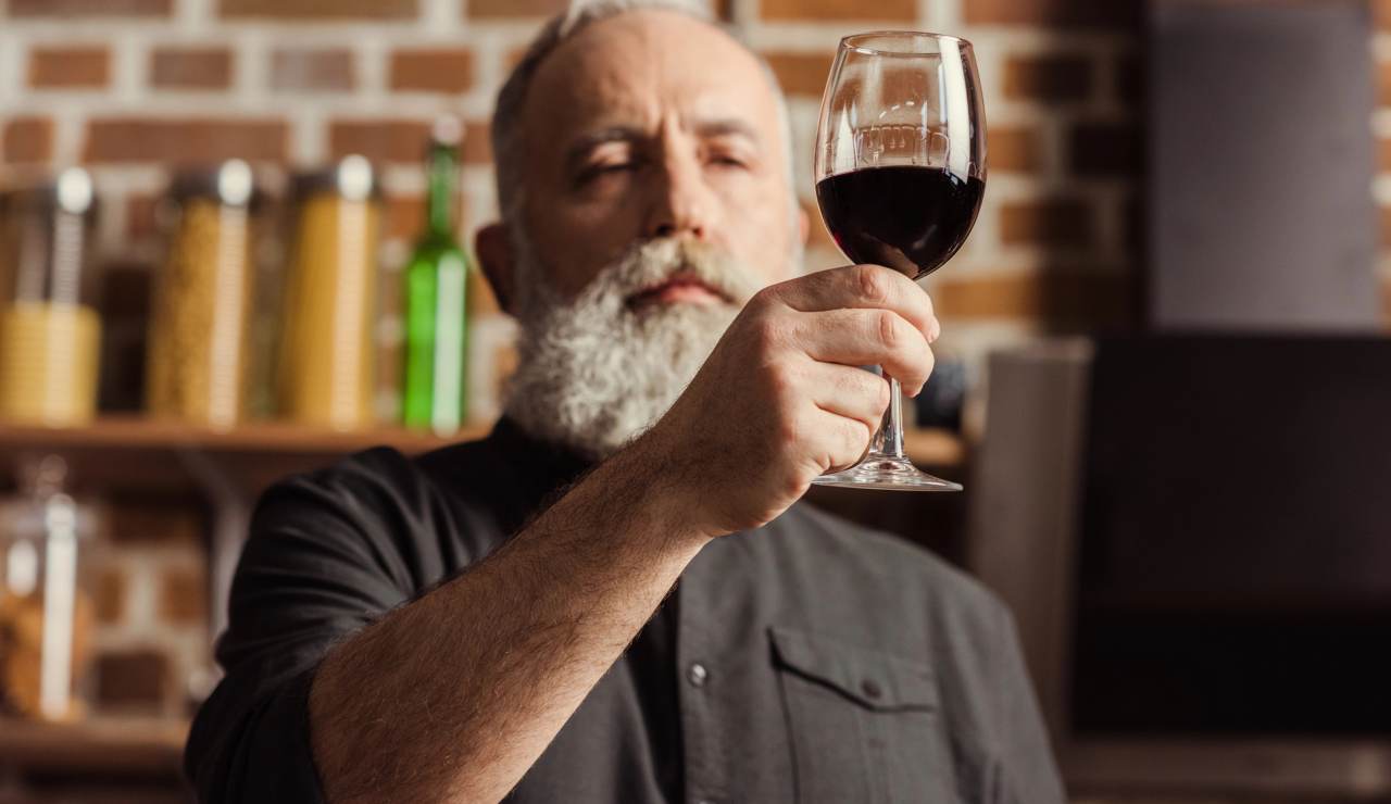 Gli effetti di un bicchiere di vino al giorno
