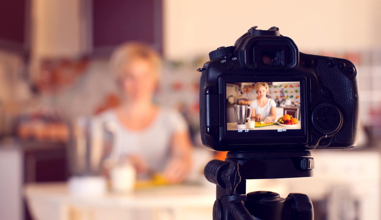 Tik Tok diet recept under anklagelse: ”Jag brände min matstrupe” |  Influensaren erkänner allt efter att ha blivit inlagd på akutsjukhuset