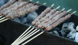 Arrosticini abruzzesi - foto flickr - streetfoodnews.it