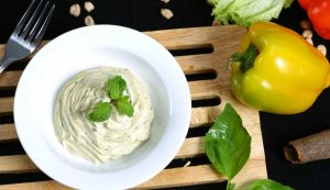 Yogurt greco pronto da essere servito - foto pexels - streetfoodnews.it