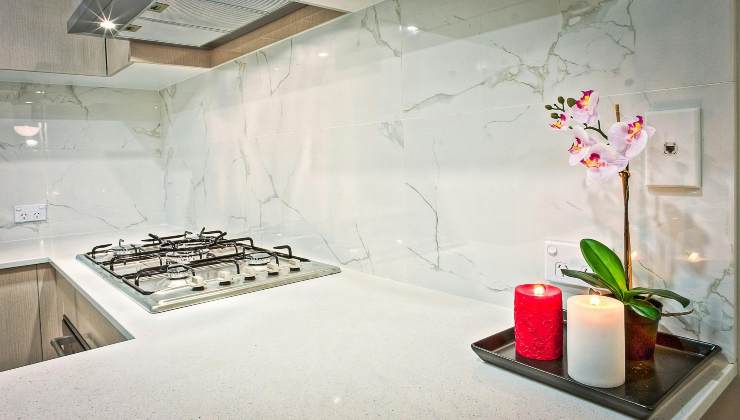 Piano cottura pulito e splendente - streetfoodnews.it - 20250721